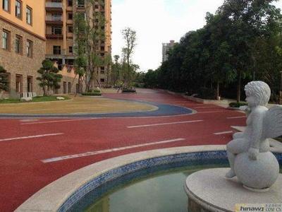 廣東云浮生態(tài)環(huán)保透水地坪與彩色壓模混凝土路面材料在景觀工程中的應(yīng)用